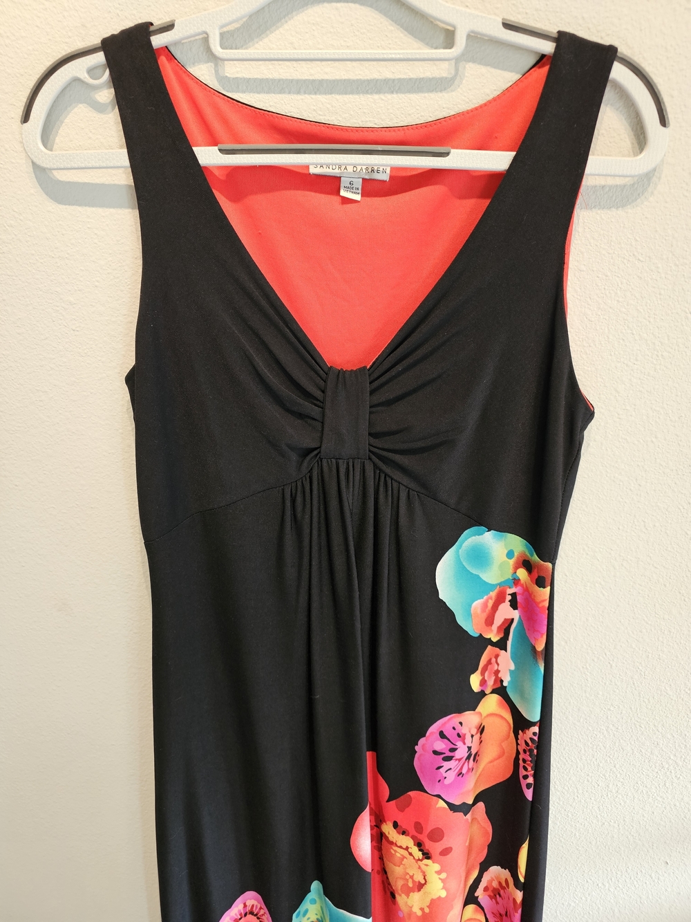 Sandra Darren Black Dress with Bright Colorful Floral Accents, Size 6 - Picture 4 of 7
